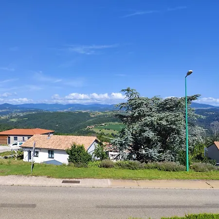 Barthelemy Le Plain - Village *